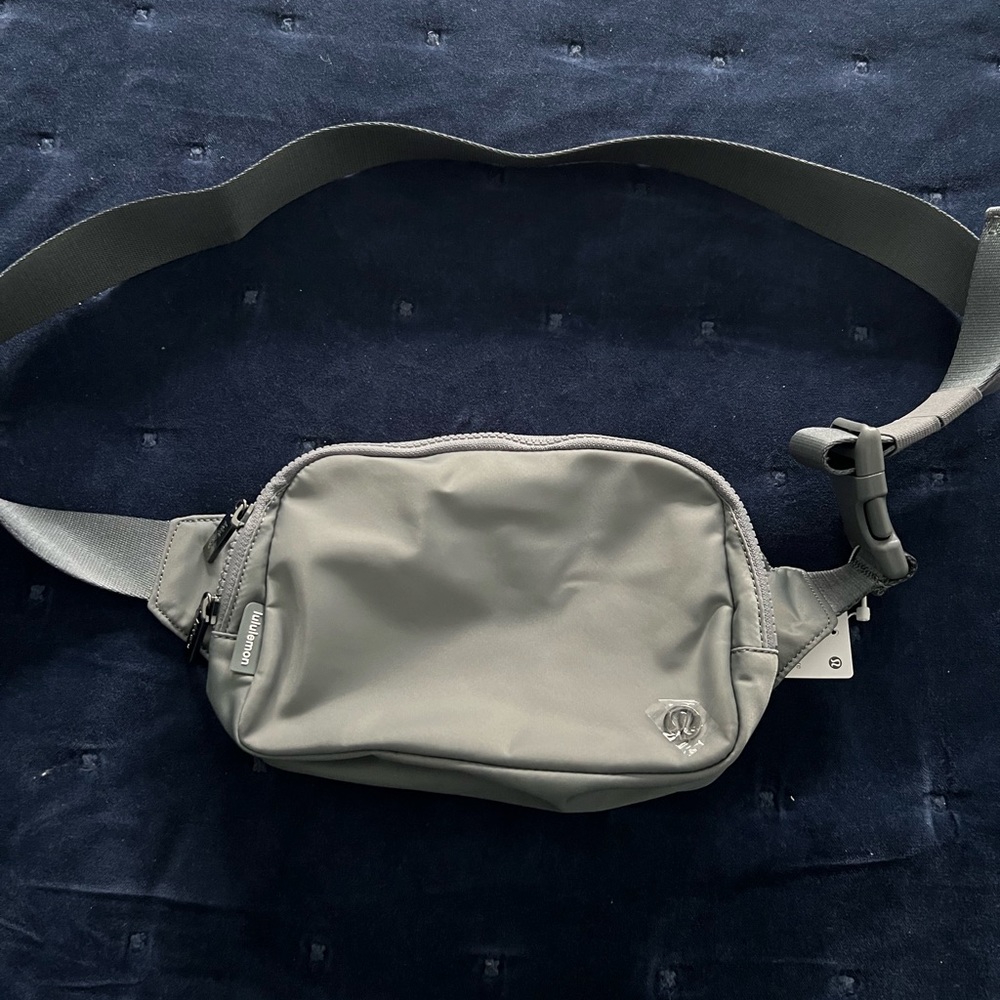 Lululemon Everywhere Belt Bag Large 2L